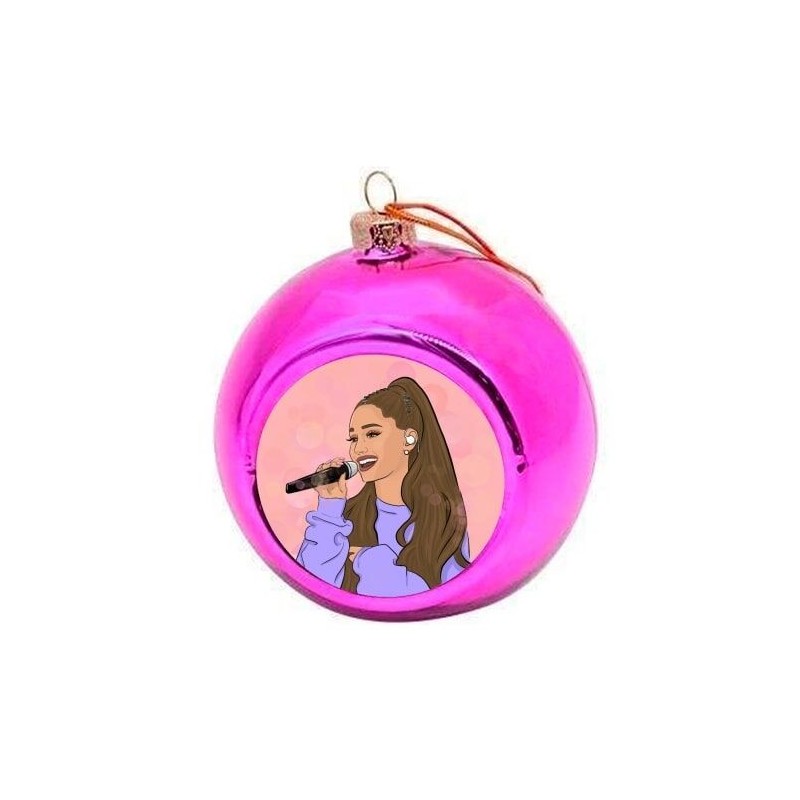 ΧΡΙΣΤΟΥΓΕΝΝΙΑΤΙΚΗ ΜΠΑΛΑ: ARIANA GRANDE